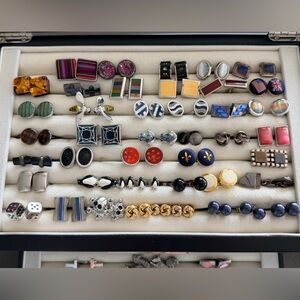 Elegant Men's Cufflinks Set - Multicolor